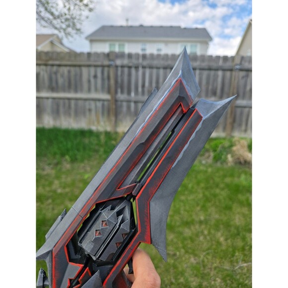 Hand Painted Valorant Kuronami Sheriff - Custom Handmade Gaming Cosplay Prop - Picture 7 of 8